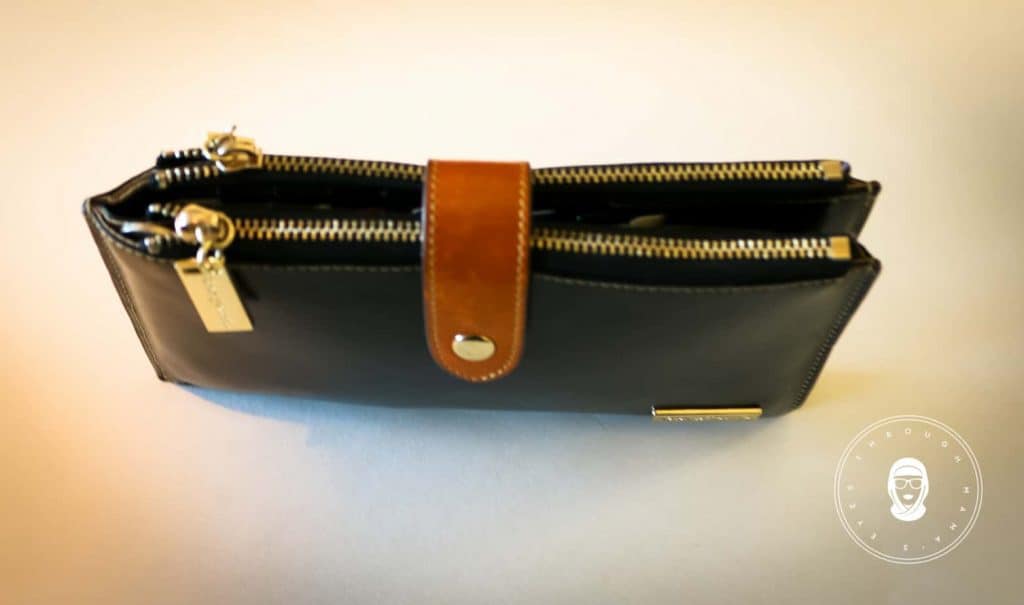 #Bestwallet #thinwallet #momWallet #18cardwallet #rfidwallet that fits 18 Cards and Money www.throughmamaseyes.com