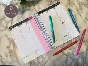 Personal Planner Layout. How to Plan your Schedules, Meal Planning, School Runs, To Do Lists #organizeyourself #scheduling #planningyourday #throughmamaseyes 
