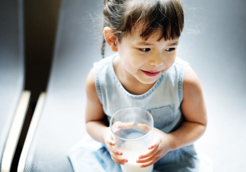 How To Wean A toddler from Breastfeeding. Weaning Tips to stop your breastfeeding toddler from nursing to sleep and nursing throughout the day and stop them from being addicted to the boob. #weaning #breastfeeding #weanatoddler #weanyourtoddler #throughmamaseyes