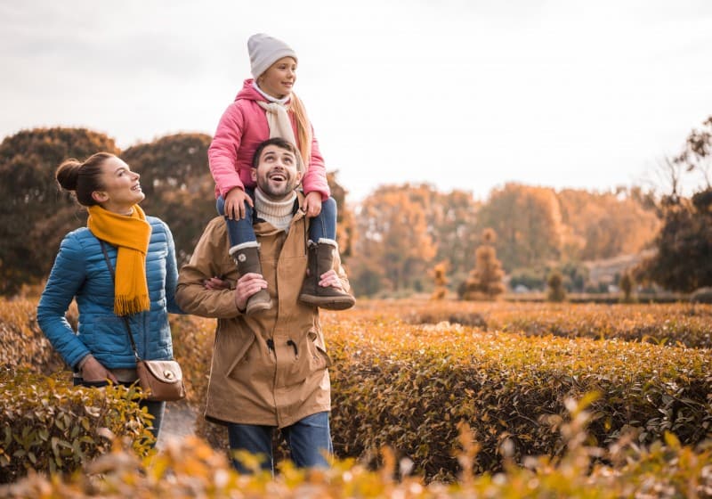 If you are a mom of a toddler or older child, you know the struggle of daily battles with your kids. Here we interviewed a Positive Behavior Interventionist and got five solid positive parenting tips and words of advice to help with negative behavior and tantrums. Stop yelling at your kids today and learn how to discipline in a constructive way so you can be a better parent. #throughmamaseyes #parentingtips #raisingkids #parentingadvice #kids #toddlers #positivediscipline