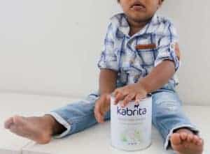 Goat Milk Based Toddler Formula to Ease your Weaning Transition for your Toddler when they turn 1. Includes a Comparison Chart with Popular Milks. #throughmamaseyes #dairyfree #toddlerformula #toddlermilk #cowsmilk #alternativestocowsmilk #dairyfreemilk #plantbasedmilk #kabrita #hempmilk #coconutmilk #almondmilk #goatmilk #ricemilk #oatmilk #peaproteinmilk